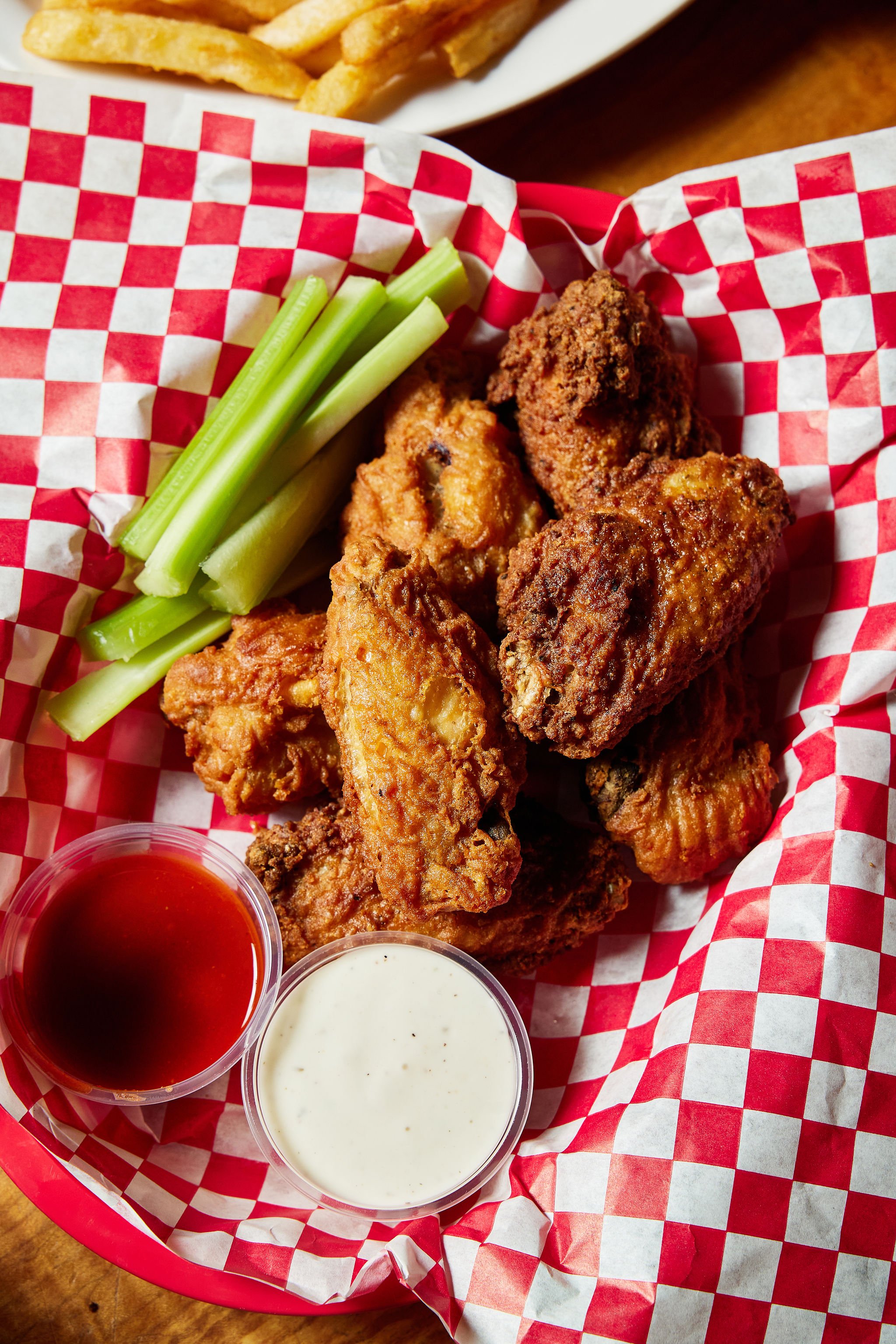 Crispy chicken wings with dipping sauces