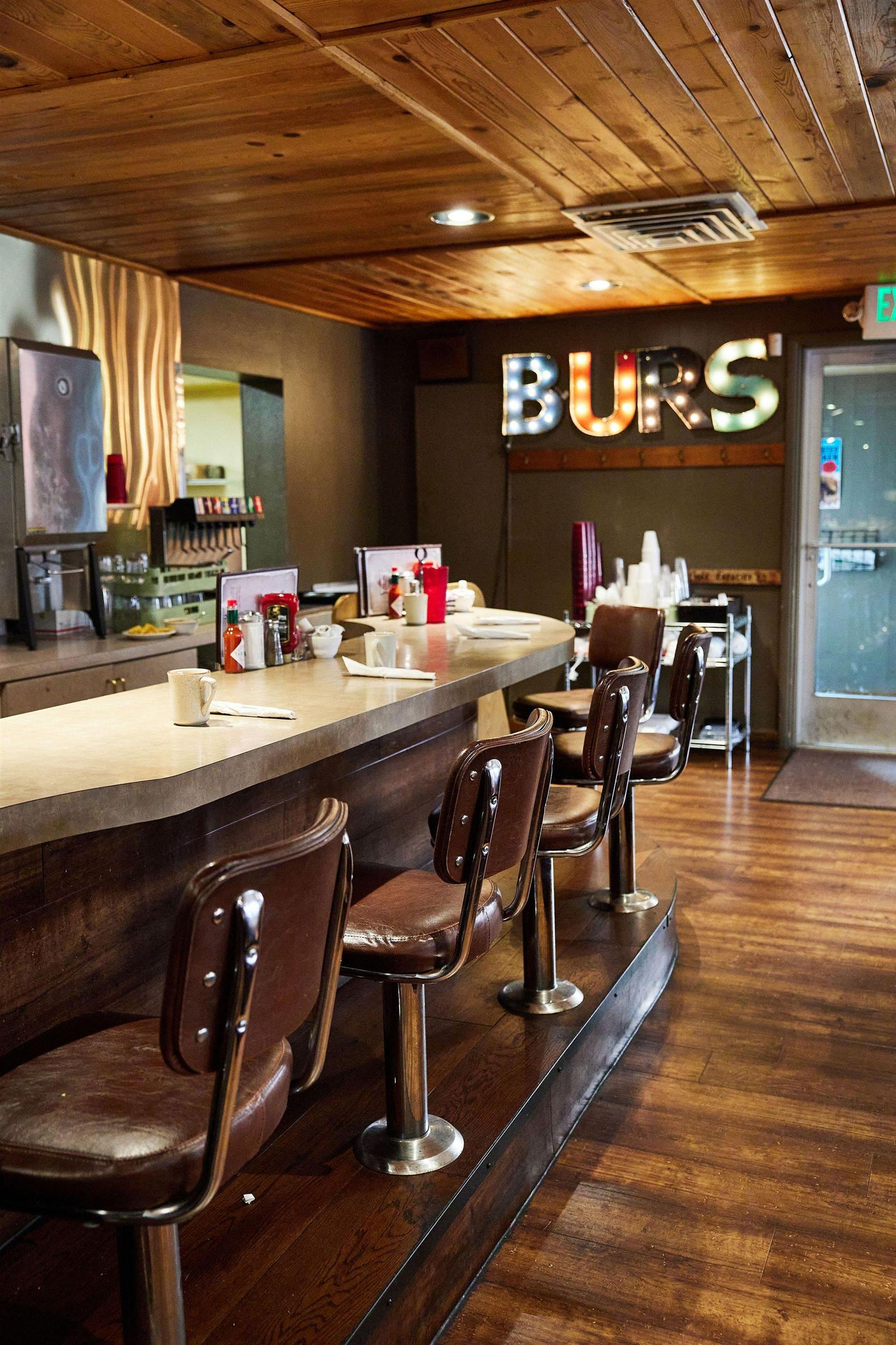 Burs diner counter